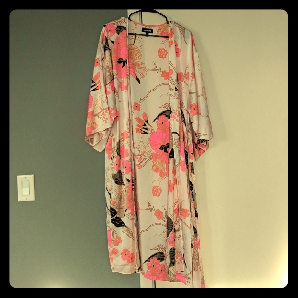 Express Kimono floral robe coverup wrap